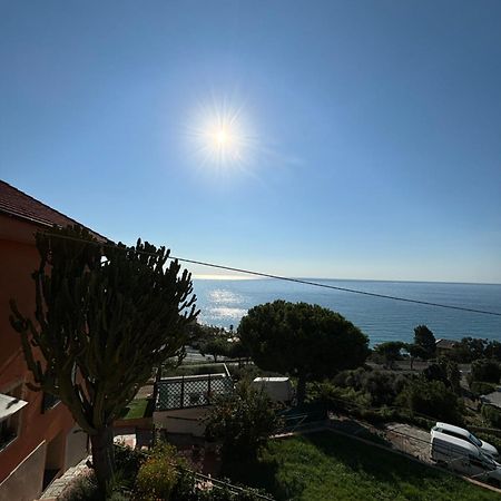 Il Giardino Del Mare Apartment Ventimiglia Exterior foto