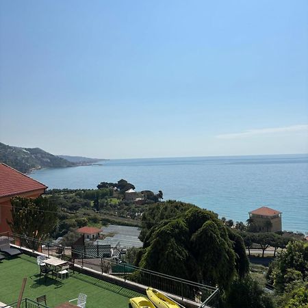 Il Giardino Del Mare Apartment Ventimiglia Exterior foto