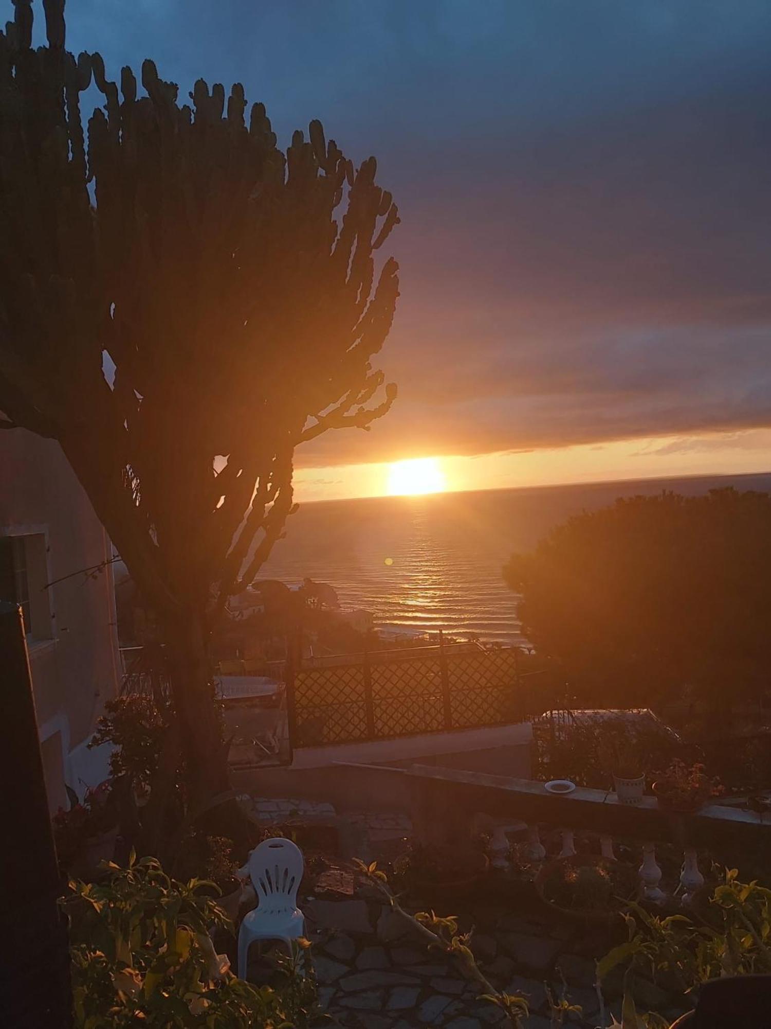 Il Giardino Del Mare Apartment Ventimiglia Exterior foto