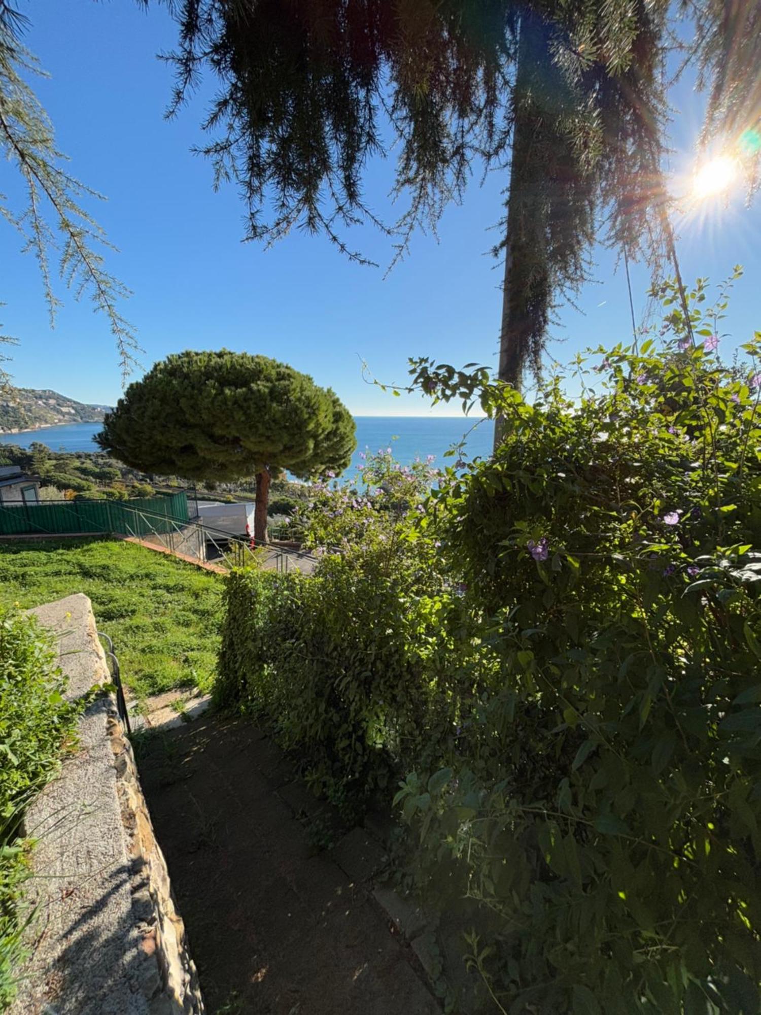 Il Giardino Del Mare Apartment Ventimiglia Exterior foto