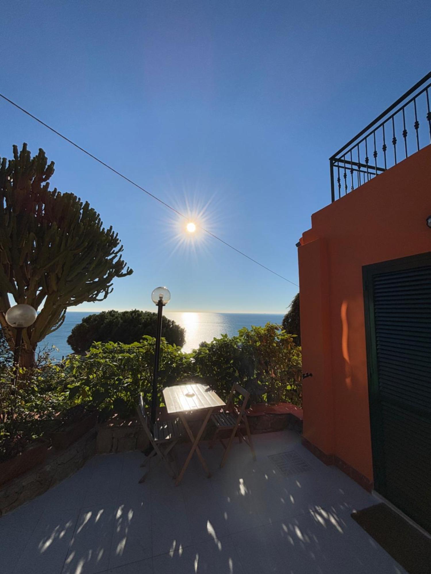 Il Giardino Del Mare Apartment Ventimiglia Exterior foto